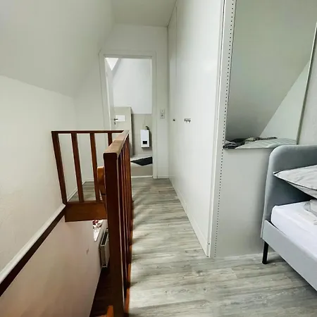 Maisonette - Ruhig Und Gemütlich Wohnen Auf Zwei Ebenen Apartment